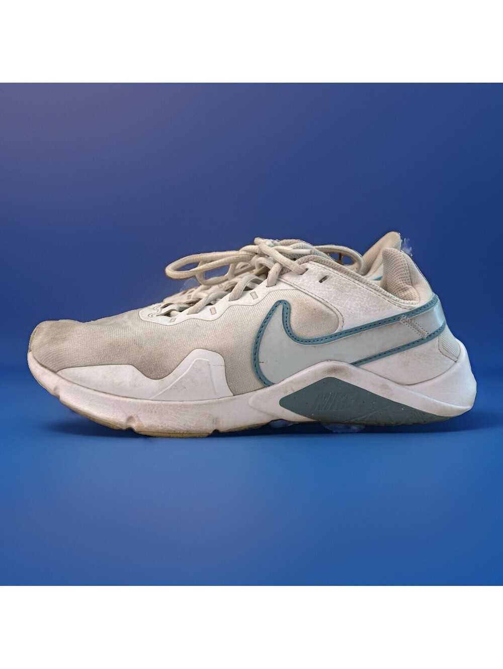 Nike Women's Legend Essential 2 Training Shoes Size 9 White Phantom CQ9545-101